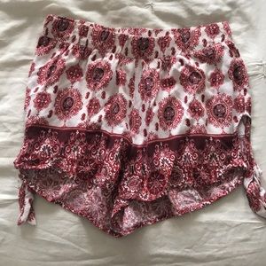 LA hearts shorts